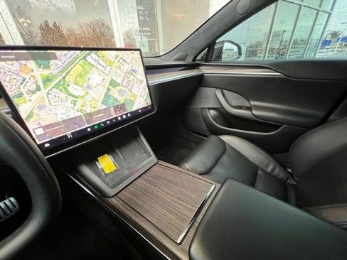 Used 2021 Tesla Model S Long Range image 16