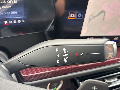 New 2026 Chevrolet Traverse Z71 w/ Enhanced Driving Package image 17