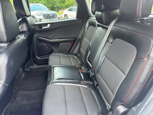 Used 2023 Ford Escape ST-Line Select w/ Tech Pack #2 AWD/4WD image 18