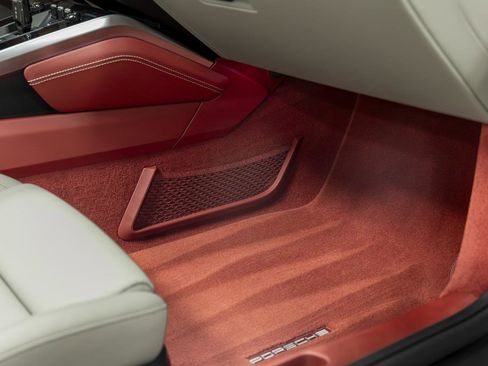 Used 2022 Porsche 911 Turbo S image 62