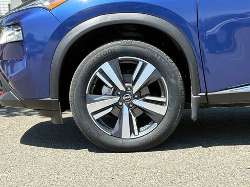 Used 2023 Nissan Rogue SL AWD/4WD image 30