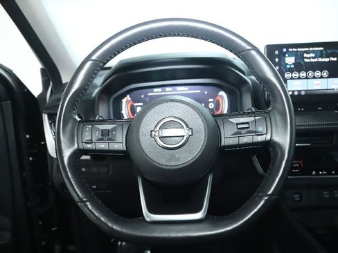 Certified 2024 Nissan Rogue SL image 22