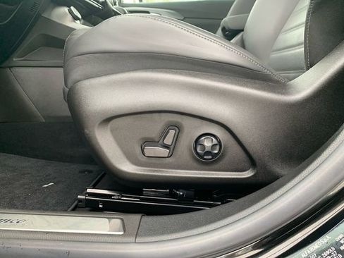 Used 2024 Alfa Romeo Tonale Veloce w/ Premium Interior Package image 35