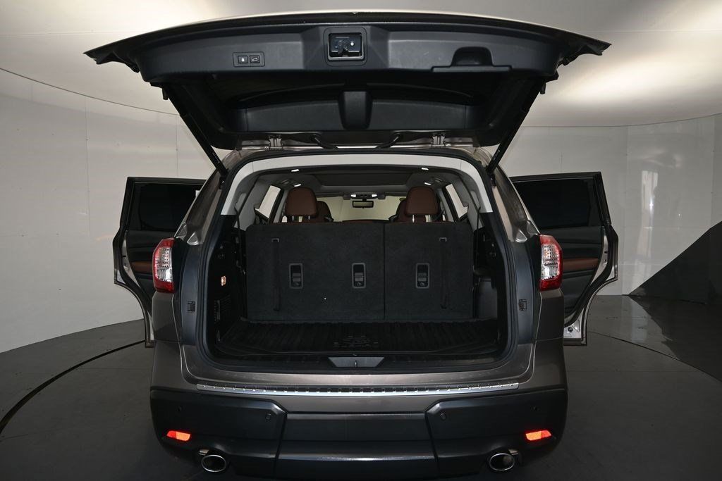 Used 2022 Subaru Ascent Touring w/ Popular Package #2A AWD/4WD image 9