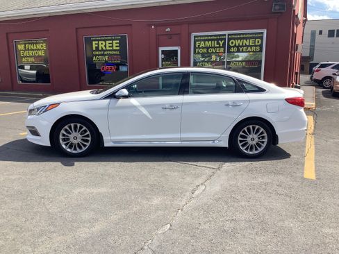 Used 2015 Hyundai Sonata Limited w/ Option Group 05 FWD image 4