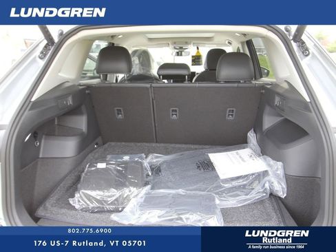 New 2026 Volkswagen Tiguan SE AWD/4WD image 5