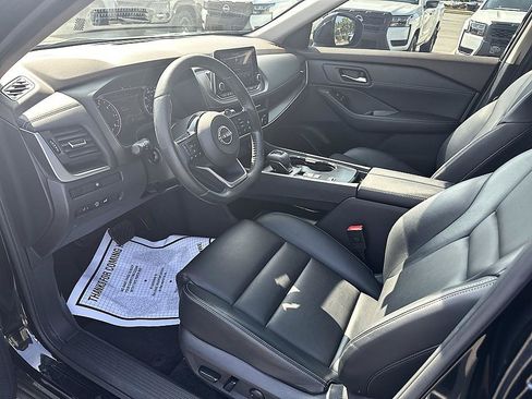 Certified 2023 Nissan Rogue SV w/ SV Premium B Package FWD image 13