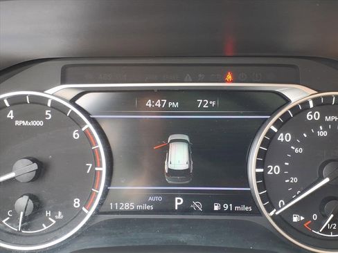 Used 2024 Nissan Rogue S image 27