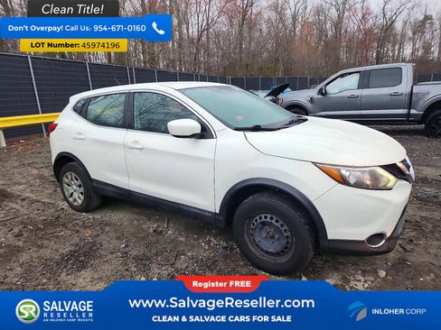 Used 2019 Nissan Rogue Sport S image 5