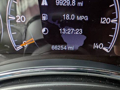 Used 2018 Jeep Grand Cherokee Laredo AWD/4WD image 35