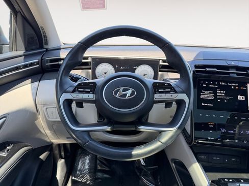Used 2023 Hyundai Tucson Limited w/ Cargo Package AWD/4WD image 13
