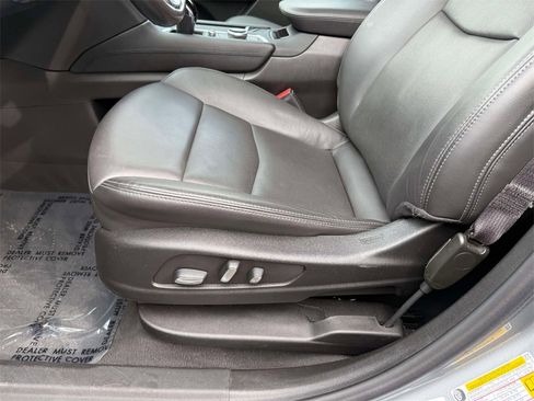 Used 2023 Cadillac XT6 Sport image 3