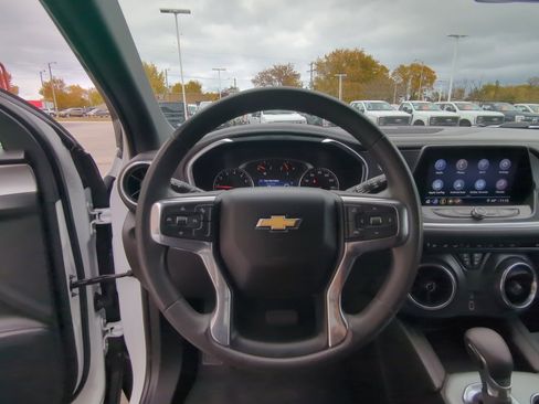 Used 2022 Chevrolet Blazer LT image 16