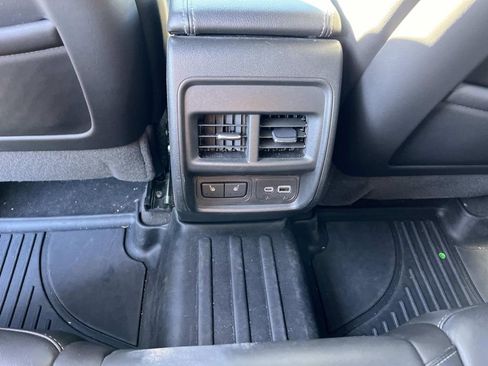 Used 2019 Cadillac XT4 Premium Luxury w/ Enhanced Visibility Package image 17