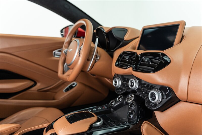 Used 2020 Aston Martin V8 Vantage Coupe RWD image 60