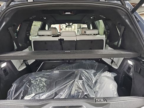 New 2026 BMW X7 xDrive40i w/ Premium Package image 14