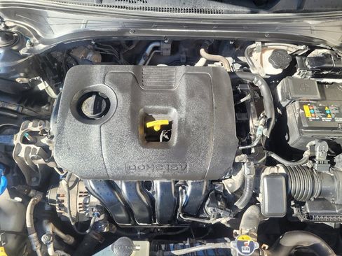 Used 2020 Kia Forte LXS FWD image 30