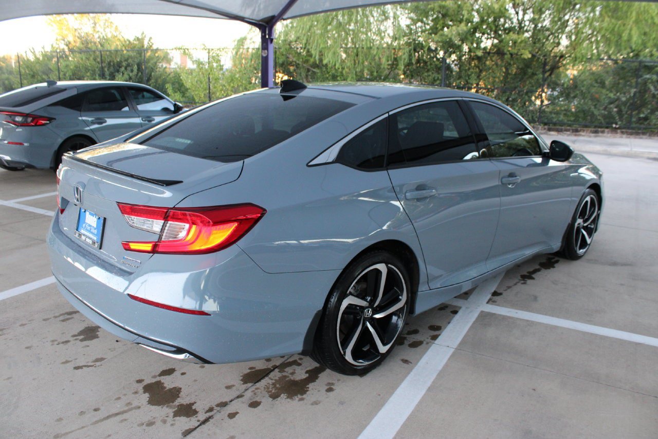 Used 2022 Honda Accord Sport image 6