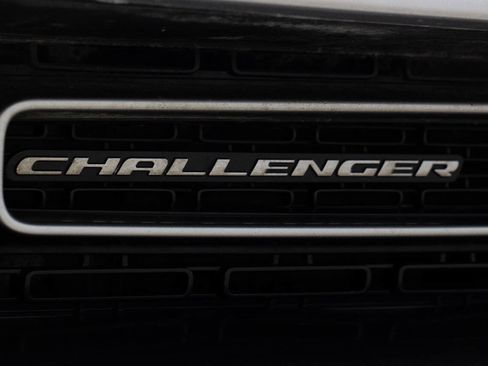 Used 2021 Dodge Challenger SXT RWD image 15