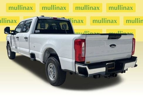 New 2026 Ford F250 XL w/ XL Chrome Package image 9