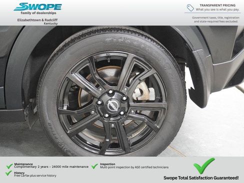 Used 2024 Nissan Kicks SR w/ SR Premium Package FWD image 29