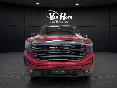 Used 2022 GMC Sierra 1500 AT4 w/ AT4 Premium Package image 2