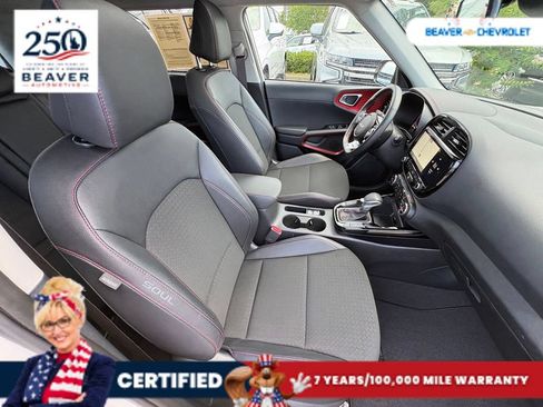 Used 2025 Kia Soul GT-Line w/ GT-Line Technology Package FWD image 18