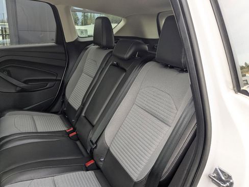 Used 2017 Ford Escape Titanium image 15