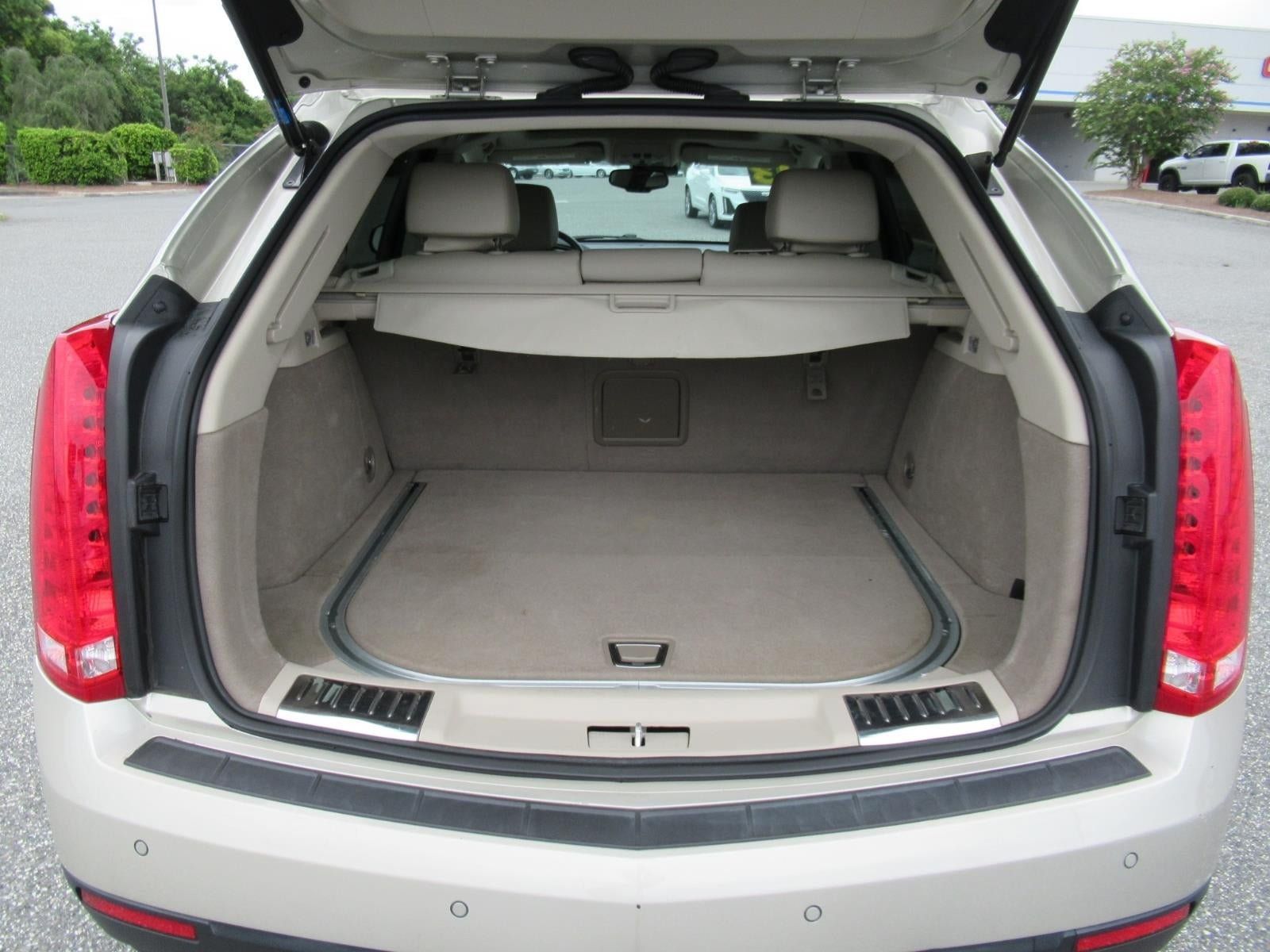 Used 2013 Cadillac SRX Performance w/ Driver Awareness Package FWD image 34