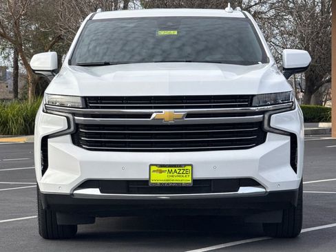 Used 2024 Chevrolet Suburban LT image 7