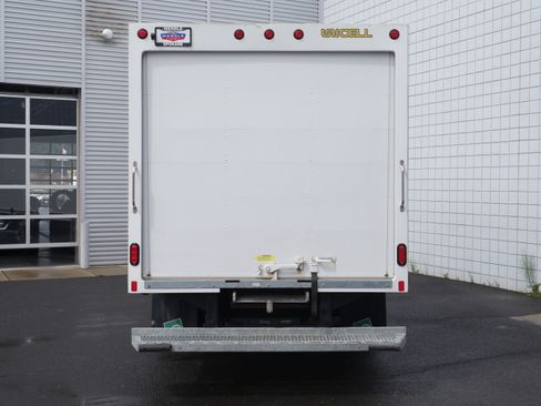 Certified 2025 Ford E-450 and Econoline 450 Super Duty w/ Power Equipment Group RWD image 13