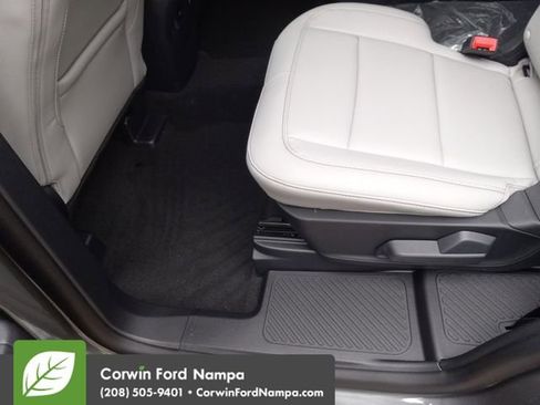 New 2025 Ford Explorer Active w/ Active Comfort Package image 25