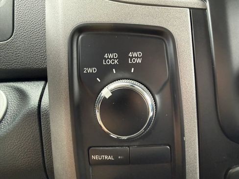 Used 2015 RAM 1500 Tradesman w/ Popular Equipment Group AWD/4WD image 19