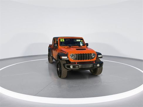 Used 2025 Jeep Gladiator Mojave w/ Steel Bumper Group image 2