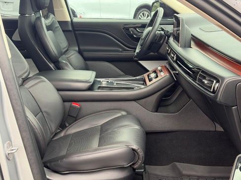 Used 2024 Lincoln Aviator Reserve w/ Equipment Group 201A AWD/4WD image 20