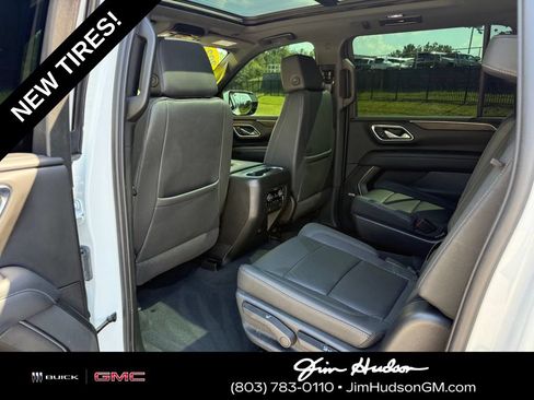 Used 2023 Chevrolet Suburban Z71 w/ Luxury Package AWD/4WD image 26