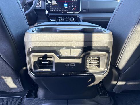 Used 2024 GMC Sierra 1500 AT4 w/ Technology Package image 17