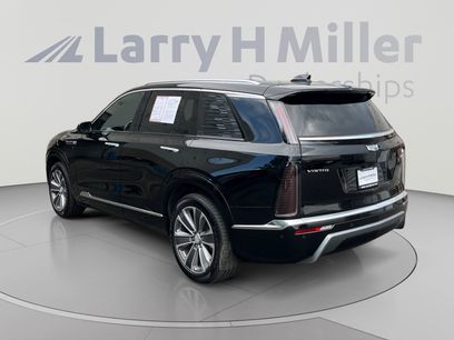 Used 2026 Cadillac Vistiq Luxury