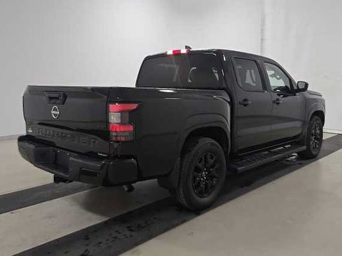 Used 2023 Nissan Frontier SV w/ Midnight Edition Package RWD image 3