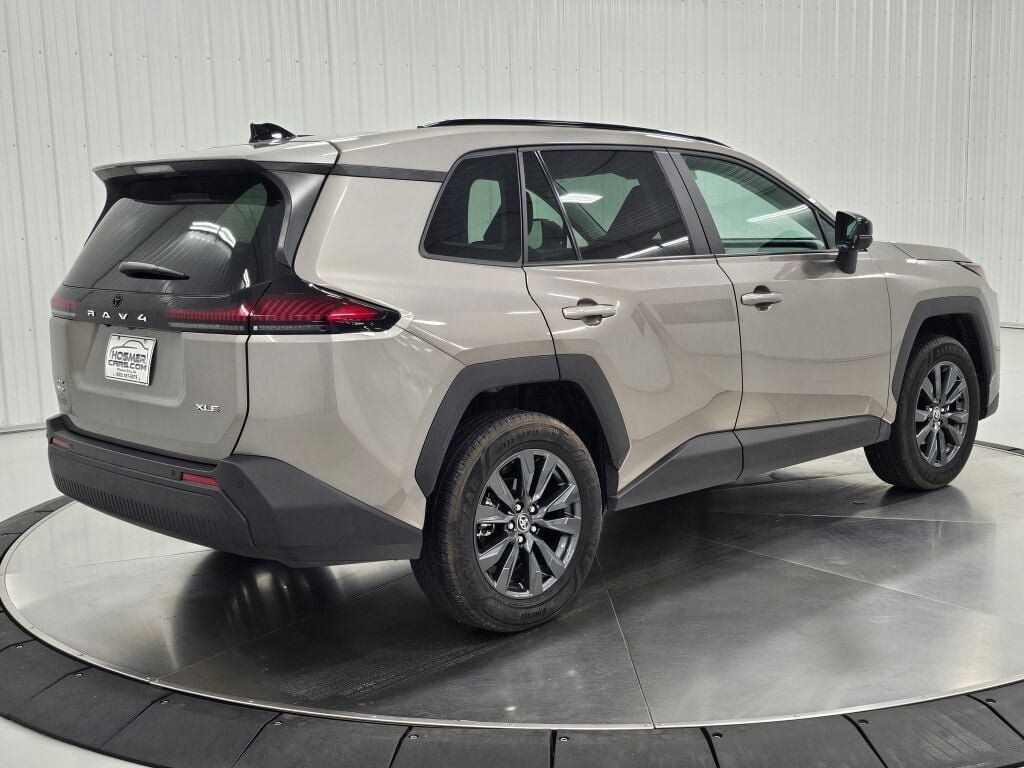 Used 2026 Toyota RAV4 XLE Premium AWD/4WD image 5