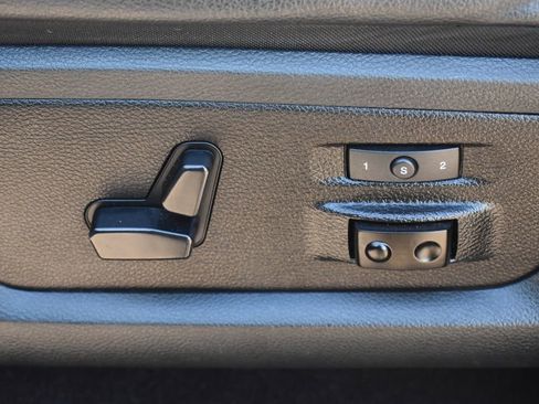 Used 2018 RAM 3500 Laramie w/ Sport Appearance Group image 27