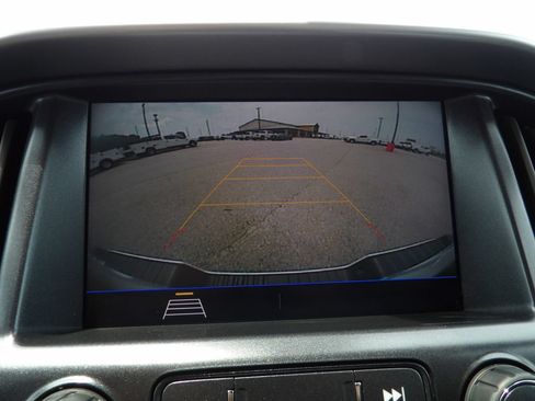 Used 2022 Chevrolet Colorado LT w/ Fleet Safety Package RWD image 23