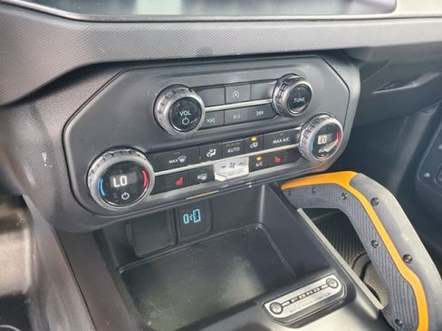 Used 2024 Ford Bronco Badlands AWD/4WD image 20