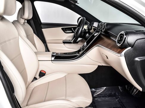 Used 2023 Mercedes-Benz C 300 4MATIC Sedan image 24