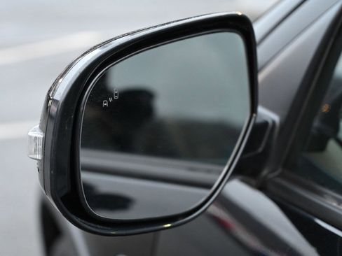 Used 2025 Mitsubishi Outlander Sport SE image 10