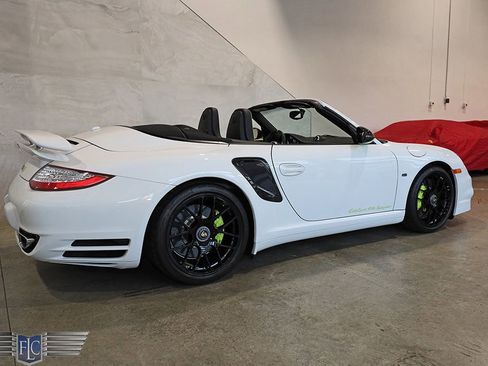Used 2012 Porsche 911 Turbo image 5