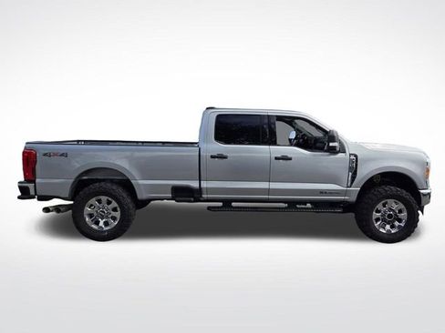 Certified 2024 Ford F350 XLT image 10