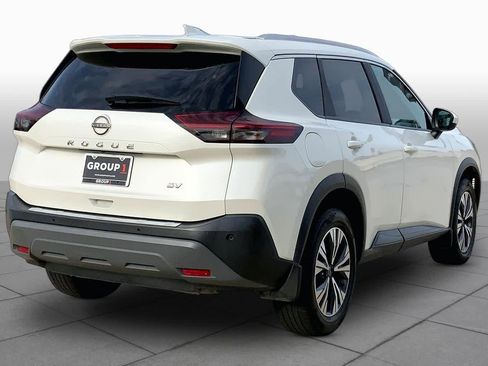 Used 2023 Nissan Rogue SV w/ SV Premium B Package image 13