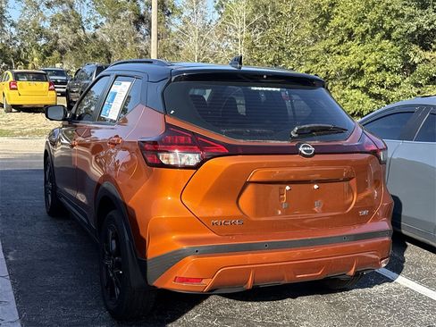 Certified 2023 Nissan Kicks SR image 5