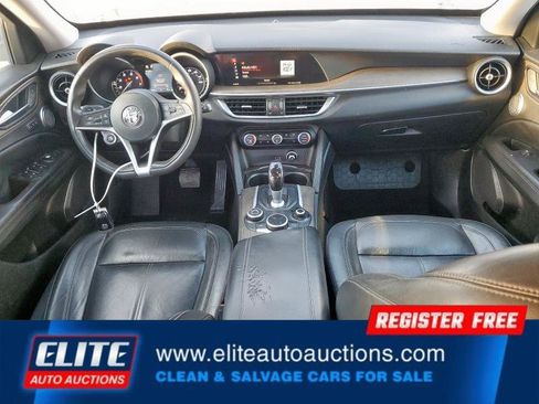 Used 2018 Alfa Romeo Stelvio Ti image 16